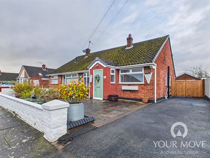 2 Bedroom Bungalow For Sale In Masefield Drive, Crewe, Cheshire, CW1