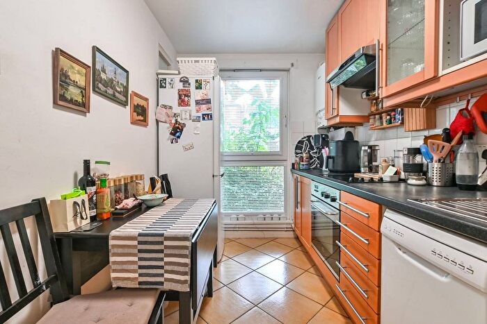 1 Bedroom Flat For Sale In Aberdeen Park, Highbury, London, N5