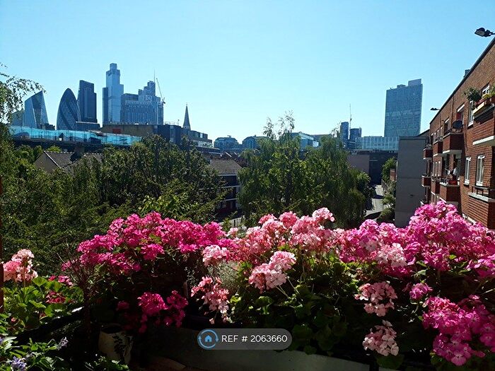 3 Bedroom Flat To Rent In Arthur Deakin House, London, E1