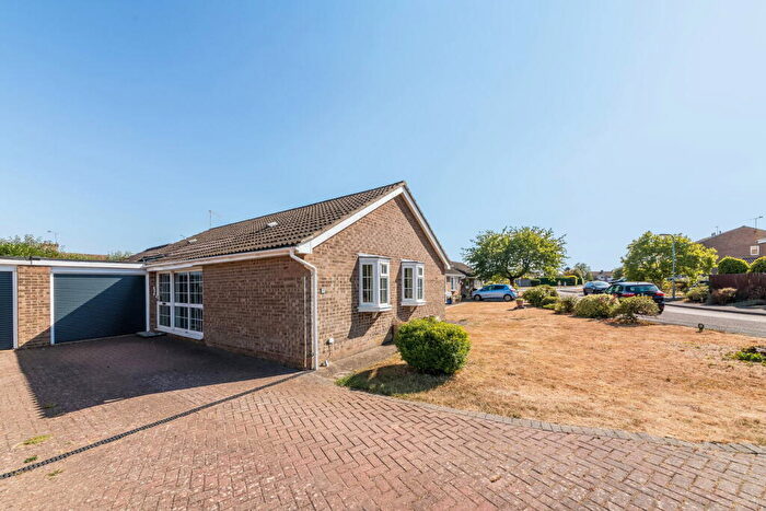 3 Bedroom Detached Bungalow For Sale In Whitton Close, Greatworth, OX17