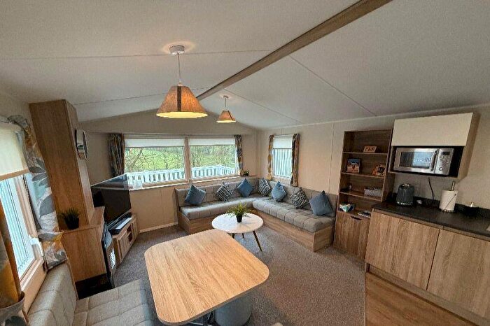 2 Bedroom Caravan For Sale In Viewfield Manor, Torranyard, Kilwinning, North Ayrshire, KA13