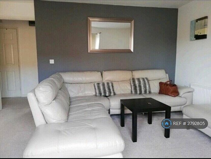 2 Bedroom Flat To Rent In Devonshire Street South, Manchester, M13