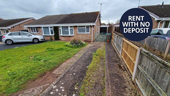 2 Bedroom Bungalow To Rent In Woodleyes Crescent, Stafford, Staffordshire, ST17