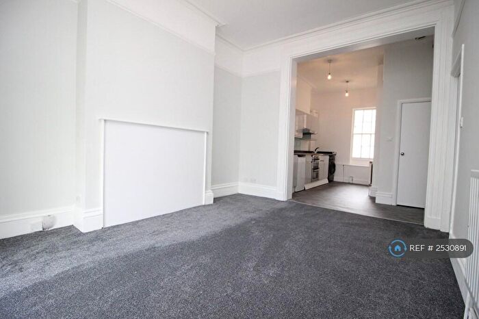 1 Bedroom Flat To Rent In Cambray Place, Cheltenham, GL50