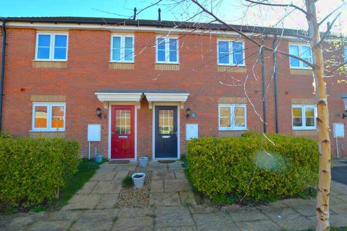 3 Bedroom Terraced House To Rent In Modern Three Bedroom - Two Bathrooms, LE15