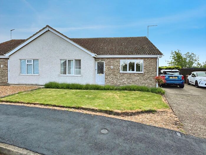 2 Bedroom Semi-Detached Bungalow To Rent In Meadow Way, Wimblington, PE15