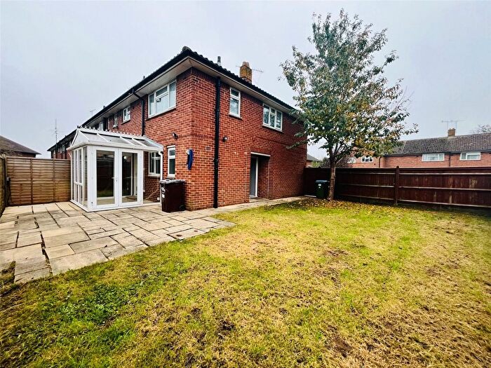 1 Bedroom Flat To Rent In Manning Road, Wick, Littlehampton, West Sussex, BN17