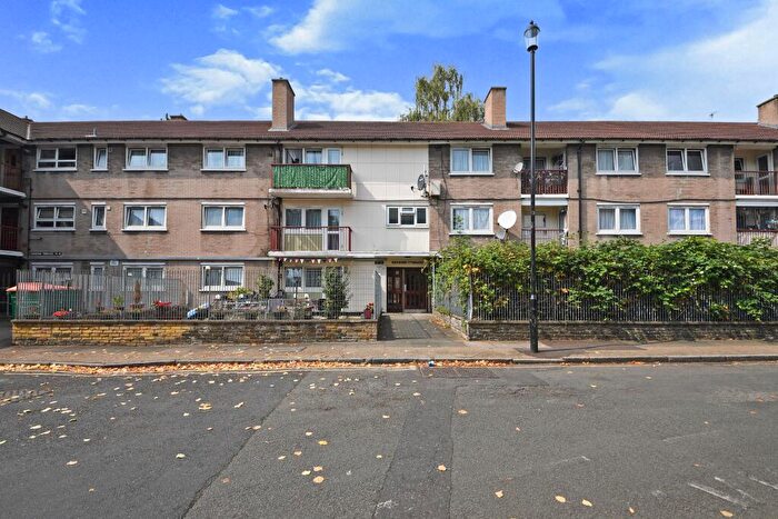 2 Bedroom Flat For Sale In Davidson Terraces, Windsor Road, E7