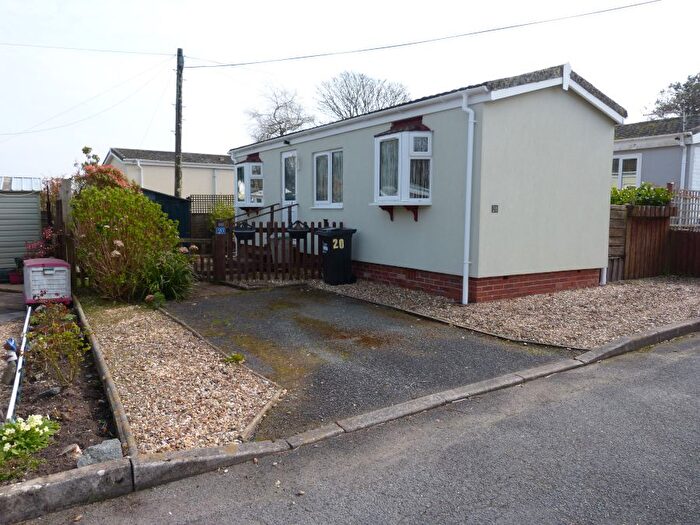 1 Bedroom Park Home For Sale In Gwel Ryan, Luxulyan, PL30