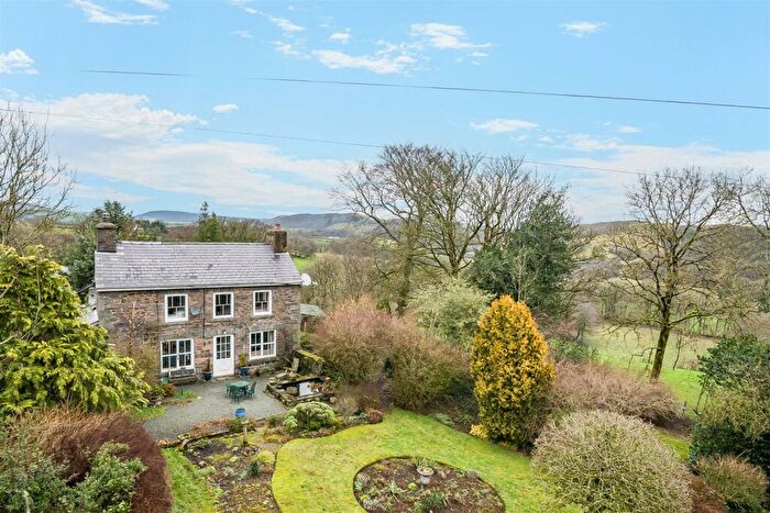 3 Bedroom Country House For Sale In Llanafanfawr, Builth Wells, LD2