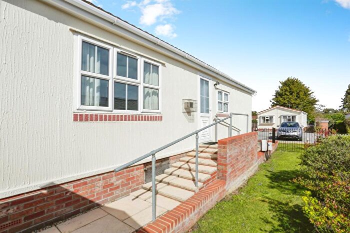 2 Bedroom Lodge For Sale In The Ranch Mobile Home Park, Hitcham, Ipswich, IP7