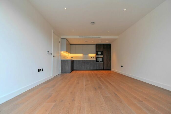 2 Bedroom Flat To Rent In Fulham High Street, London, SW6