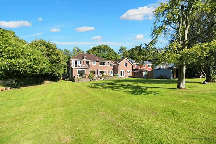 5 Bedroom Detached House For Sale In Chapel Lane, Curdridge, SO32