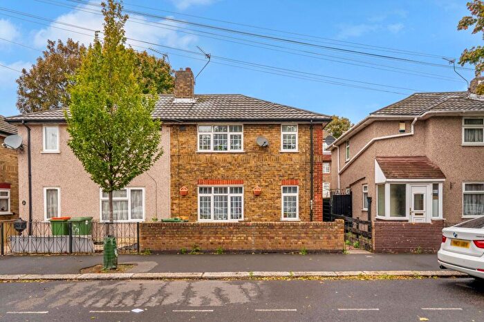 2 Bedroom Semi Detached House For Sale In Churchill Road, London, E16