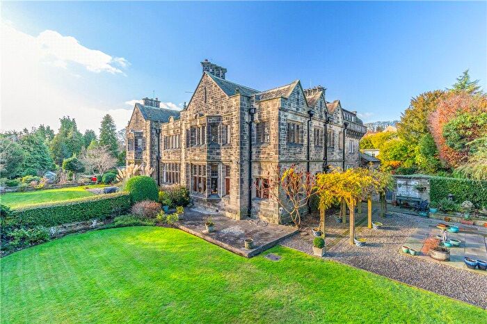 3 Bedroom Apartment For Sale In Woodlands House, Woodlands, Roundwood Road, Baildon, BD17