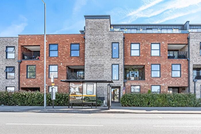 2 Bedroom Flat For Sale In Charles Court, Margate, Kent, CT9