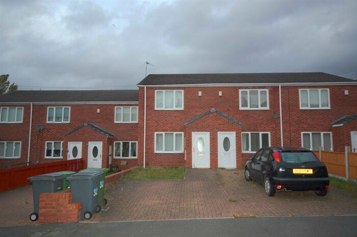 3 Bedroom Terraced House To Rent In Chesnut Grove Birkenhead Wirral, CH42