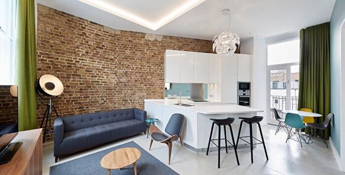 2 Bedroom Flat To Rent In Southwark Street, London Bridge, London, SE1