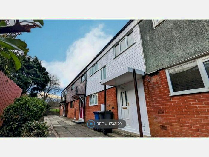 3 Bedroom End Of Terrace House To Rent In Woodrow, Skelmersdale, WN8
