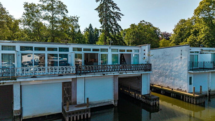 3 Bedroom Apartment For Sale In & Boathouse, Windermere Marina Village, Bowness-on-Windermere, LA23