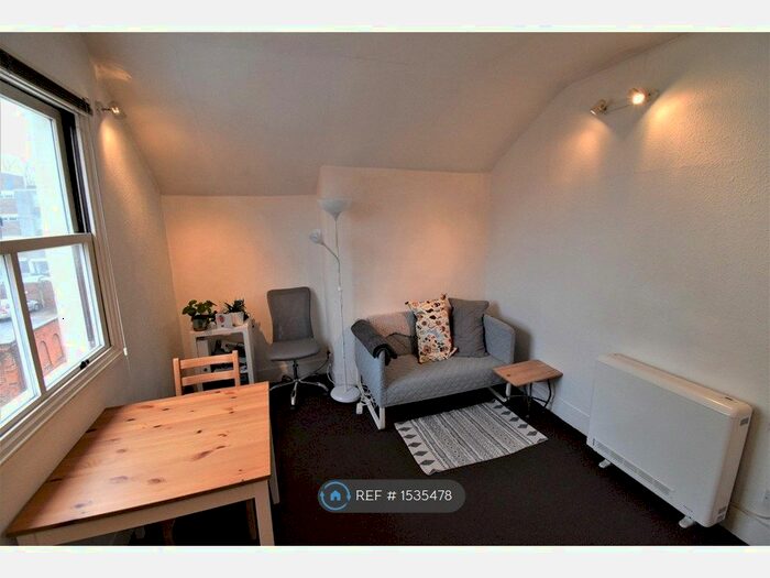 1 Bedroom Flat To Rent In William Street, Leamington Spa, CV32