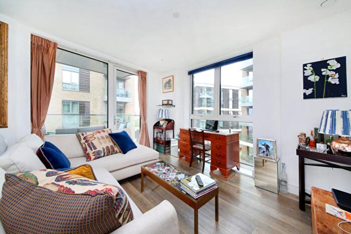 2 Bedroom Flat For Sale In Brunskill House, Bridges Court Road, SW11