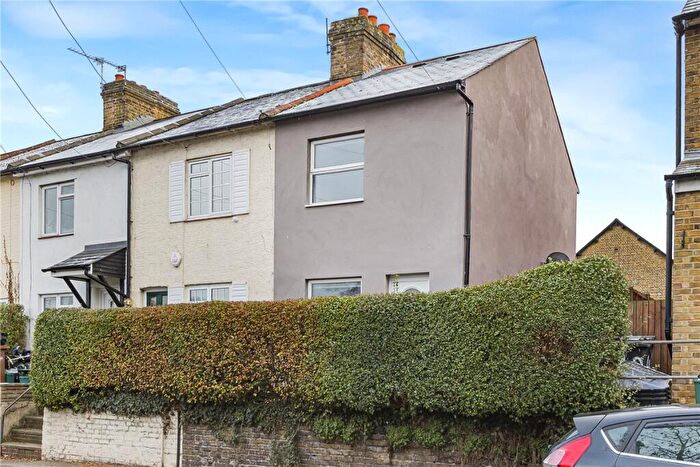 2 Bedroom End Of Terrace House For Sale In Lower Road, Orpington, Kent, BR5