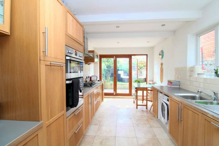 3 Bedroom House To Rent In Kendal Road, Hove, BN3