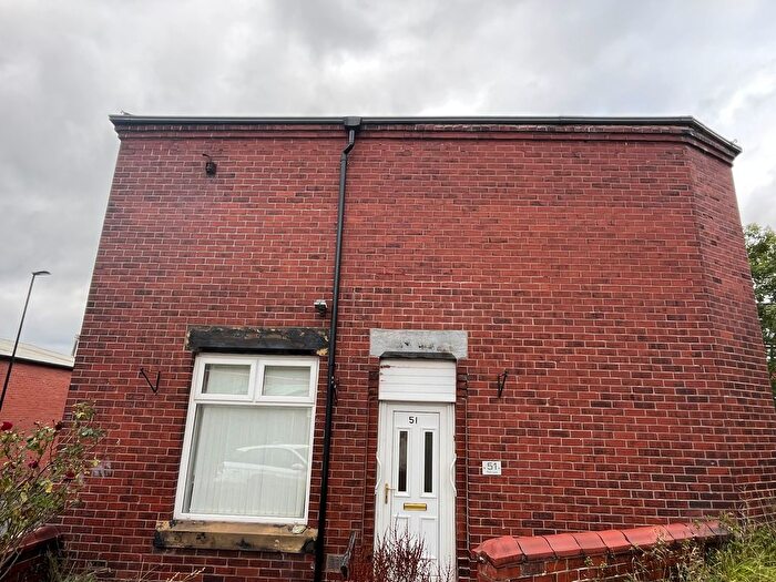 2 Bedroom End Terrace House To Rent In Park Lane, Royton, Oldham, OL2
