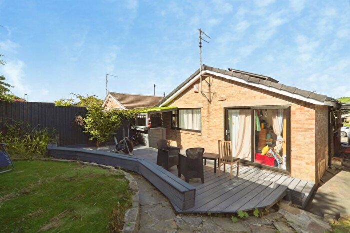 2 Bedroom Detached Bungalow For Sale In Shay Drive, Bradford, BD9