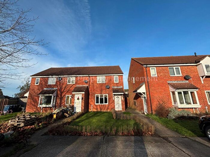 3 Bedroom End Of Terrace House To Rent In Eynesbury, PE19