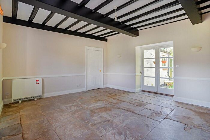 3 Bedroom Semi-Detached House To Rent In , OX2