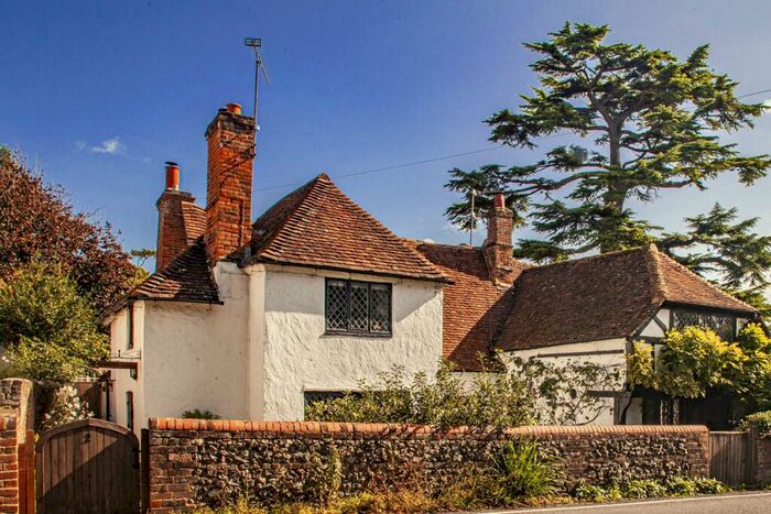 2 Bedroom House For Sale In Swanston Cottages, Whitchurch -on- Thames, RG8