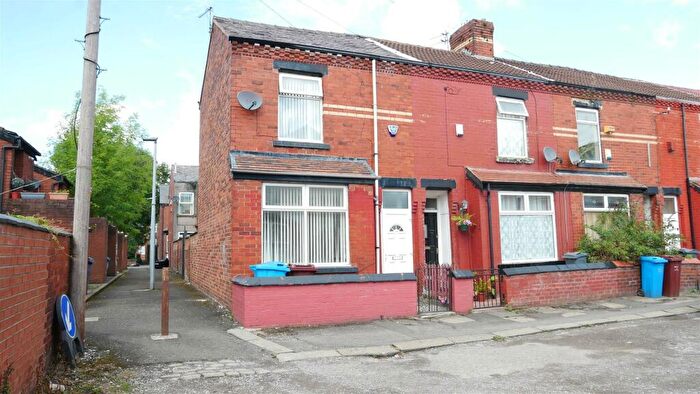 3 Bedroom Terraced House To Rent In King Edward Street, Manchester, M19