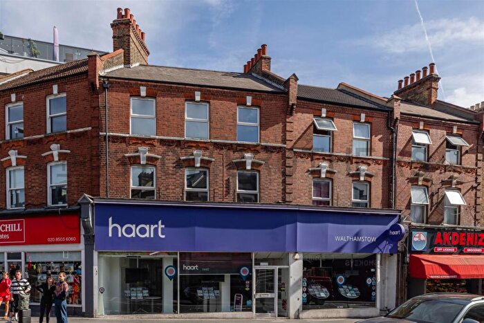 3 Bedroom Flat To Rent In Hoe Street, Walthamstow, E17