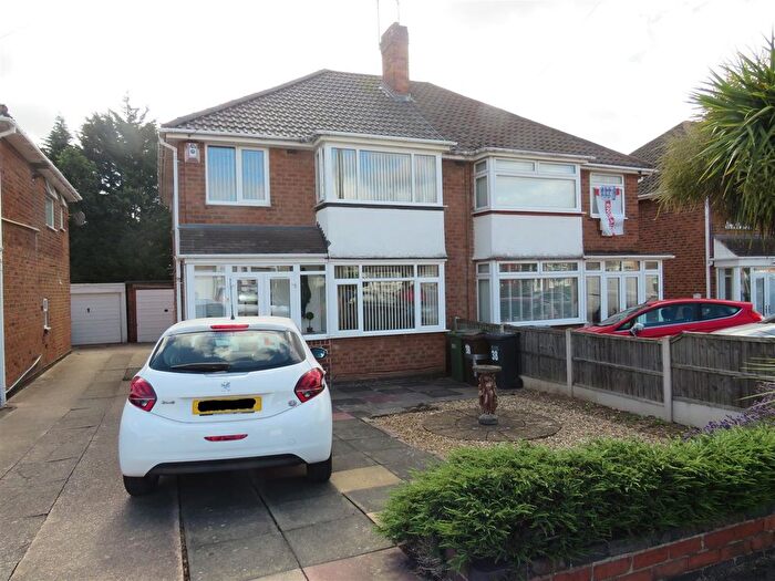 3 Bedroom Semi-Detached House For Sale In Wyckham Road, Castle Bromwich, B36