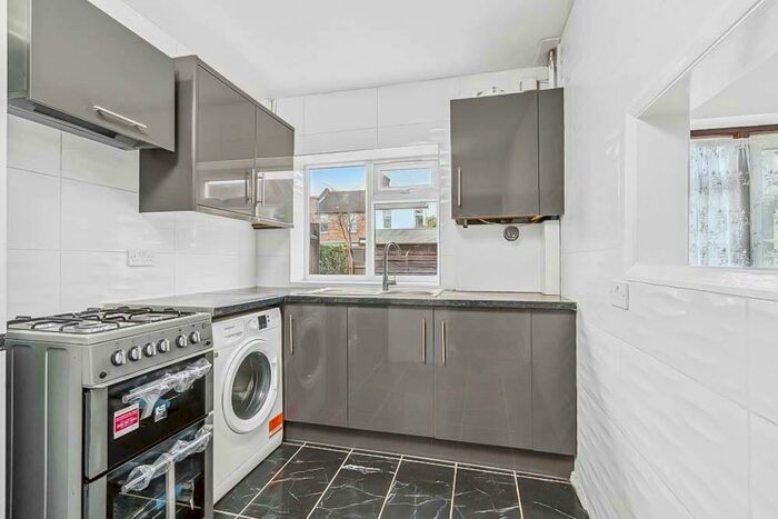 3 Bedroom Semi-Detached House To Rent In Risingholme Close, Harrow, HA3