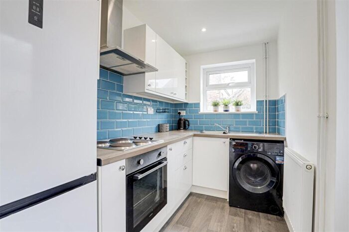 3 Bedroom End Of Terrace House For Sale In Eland Street, New Basford, Nottinghamshire, NG7