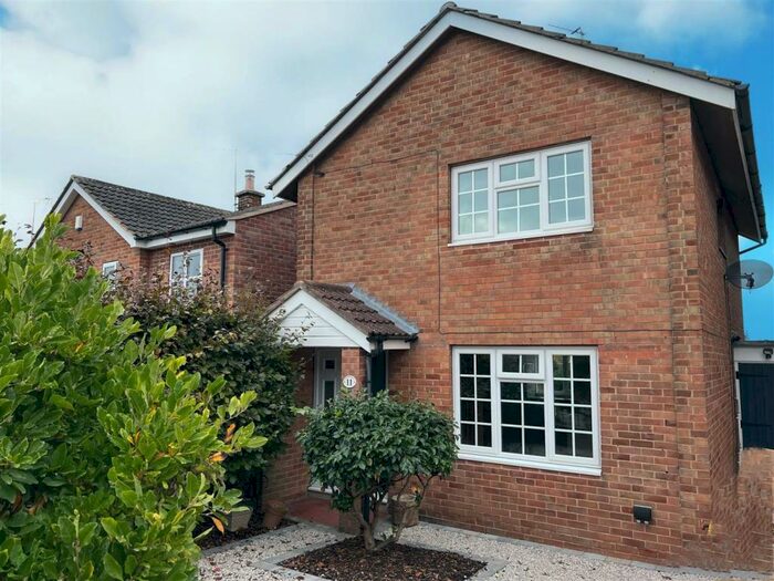 3 Bedroom Detached House To Rent In Dovedale Rise, Allestree, DE22