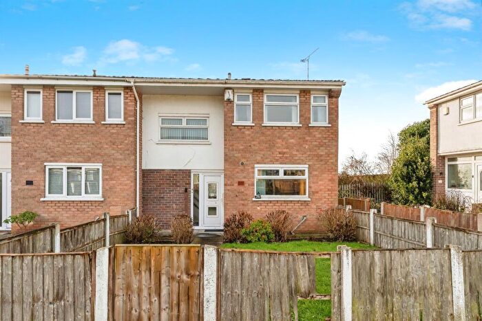 2 Bedroom End Of Terrace House To Rent In Cairns Crescent, Blacon, Chester, CH1