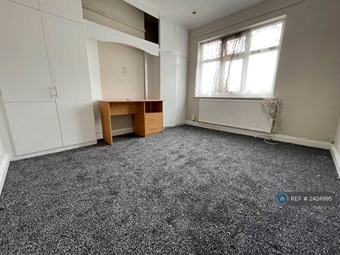 3 Bedroom Semi-Detached House To Rent In Marston Road, Leicester, LE4