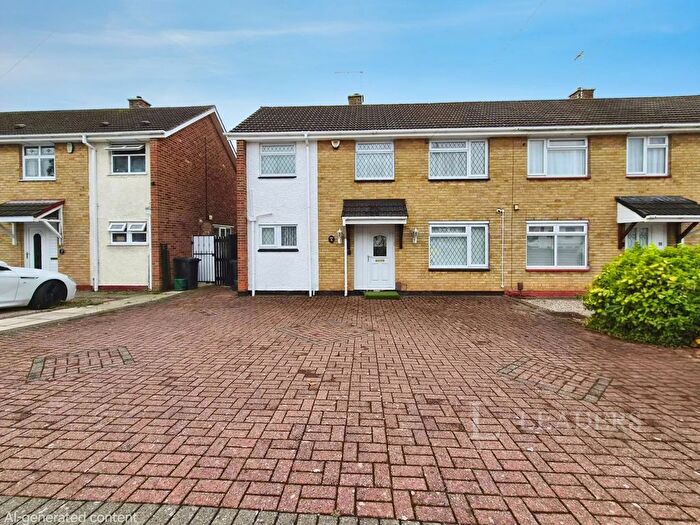 3 Bedroom Semi-Detached House For Sale In Kildare Road, Chaddesden, Derby, DE21