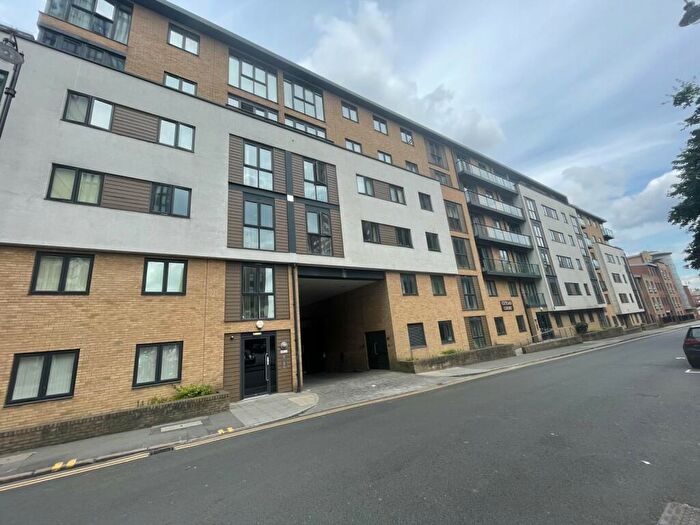 2 Bedroom Flat To Rent In Cutlass Court, Granville Street, Birmingham, B1