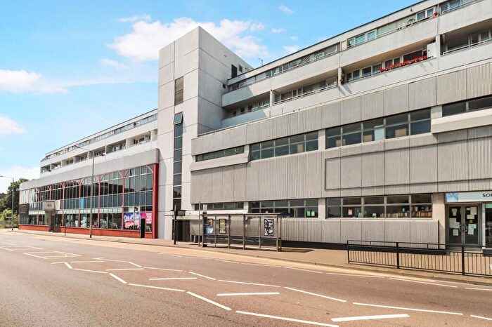 Studio To Rent In Chichester Road, Southend-On-Sea, SS1