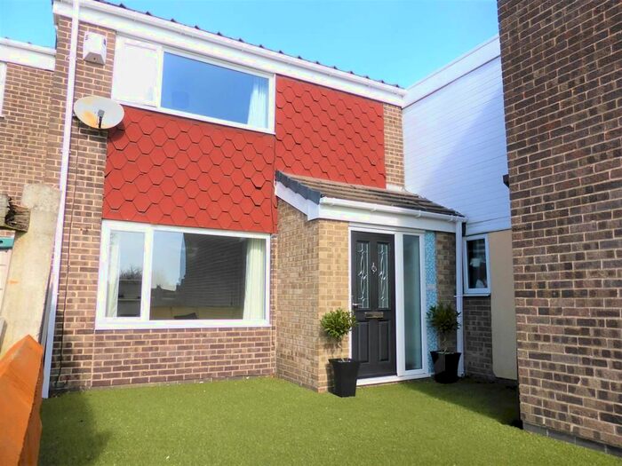 3 Bedroom Terraced House To Rent In Foster Way, High Green, Sheffield, S35