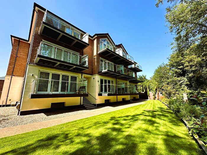 2 Bedroom Flat To Rent In St. Stephens Road, Canterbury, CT2