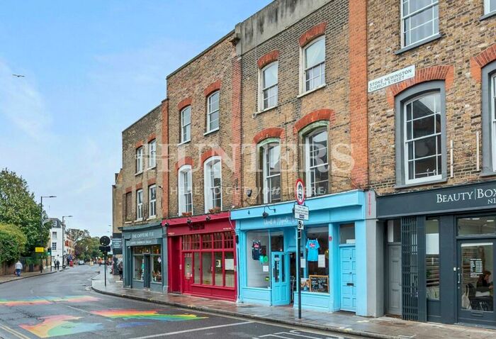 3 Bedroom Maisonette To Rent In Stoke Newington Church Street, London, N16