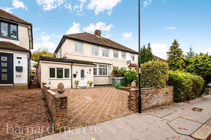 3 Bedroom Semi Detached House For Sale In Queen Elizabeths Drive, New Addington, Croydon, CR0