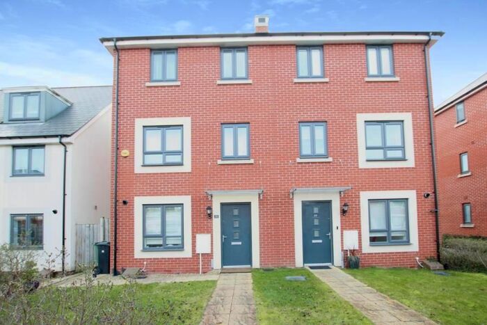 5 Bedroom Semi-Detached House To Rent In Slade Baker Way, Bristol, BS16