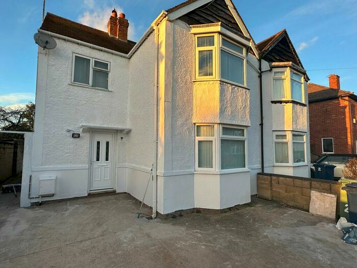 4 Bedroom Semi-Detached House To Rent In Coverley Road, Headington, Oxford, OX3